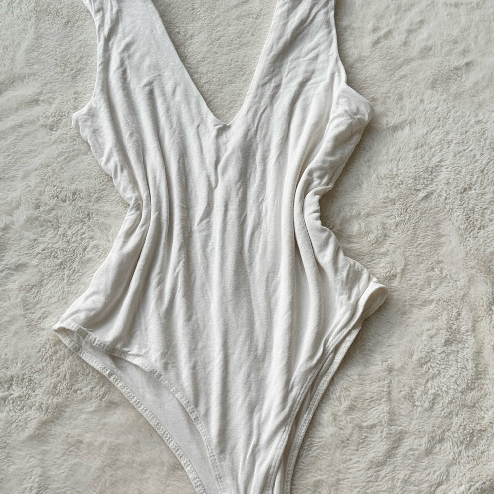 Wasabi + Mint deep v plunge , high cut white bodysuit - size L- like new!